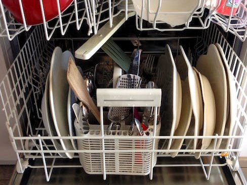 Serwis zmywarek - gdzie szukać pomocy?